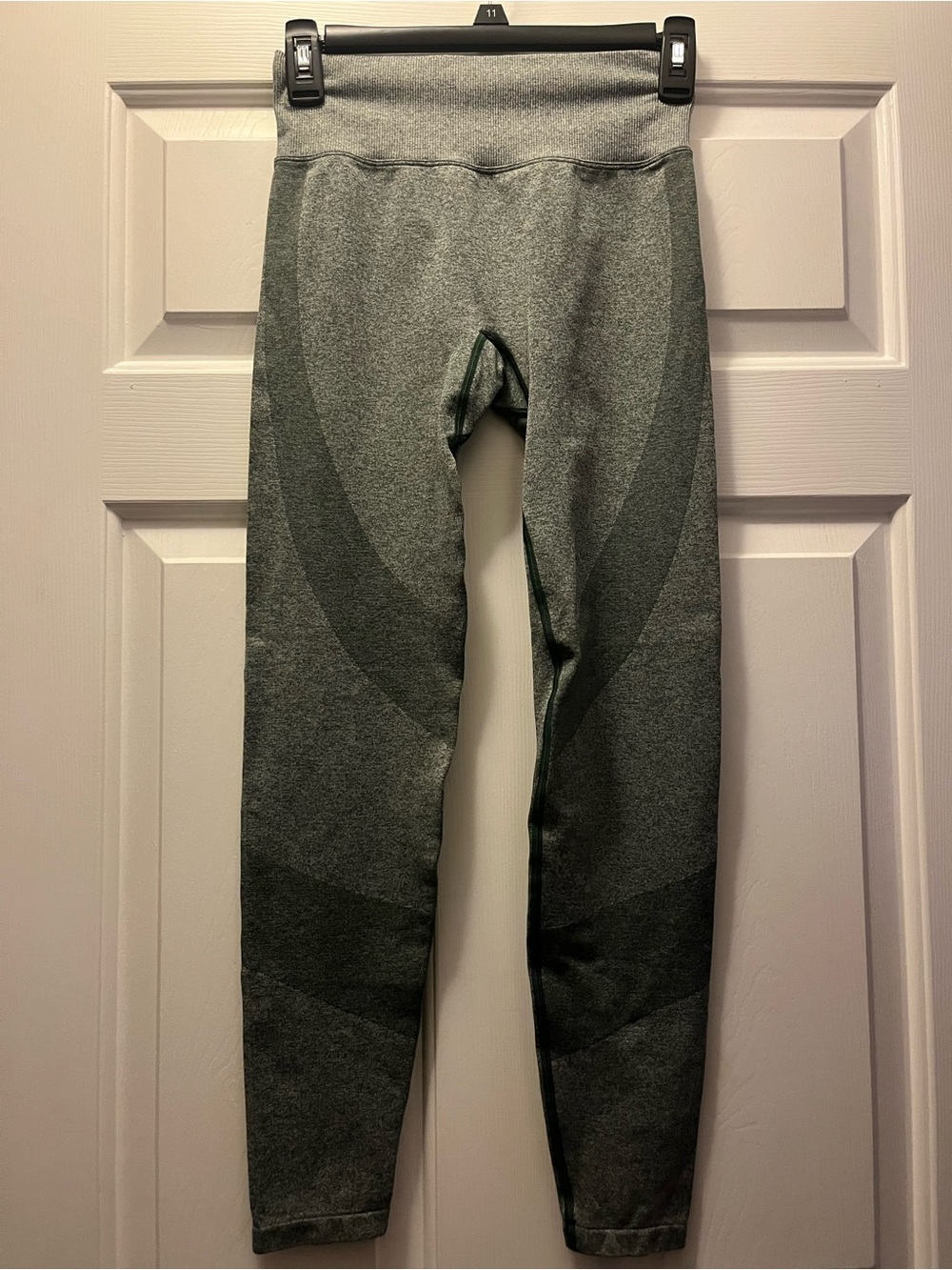 PINK Active Sculpt Grey Leggings Size Small